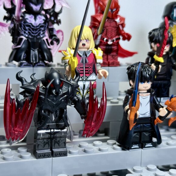 Solo Leveling Custom Minifigure Set – Sung Jinwoo, Igris, Beru & More (8pcs) - Picture 4 of 8
